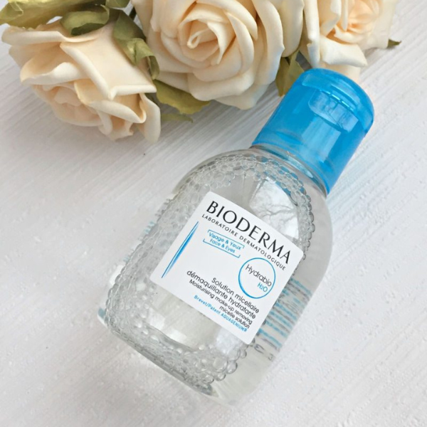 מים מיסלריים לעור יבש הידרוביו ביודרמה