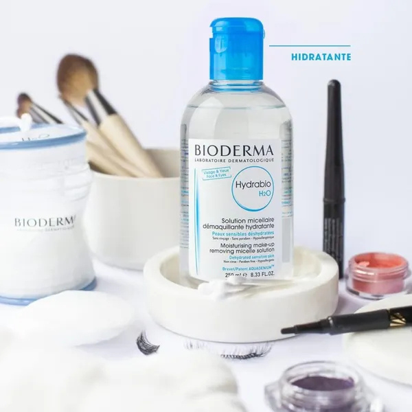 מים מיסלריים הידרוביו לעור יבש ביודרמה