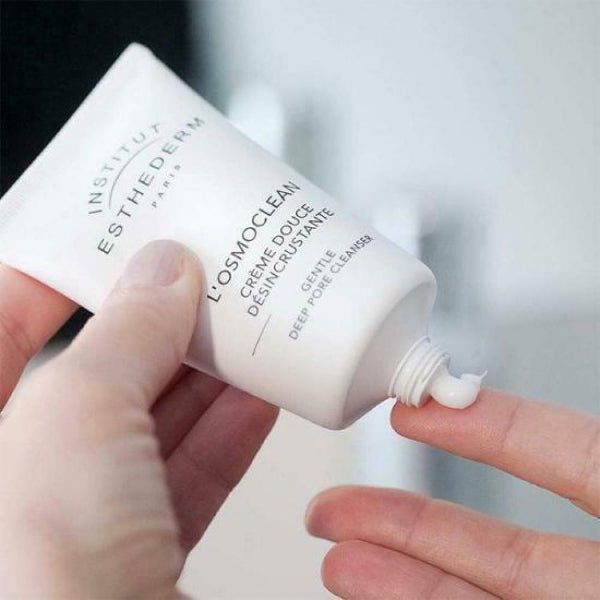 תחליב לניקוי עמוק של הנקבוביות אסטדרם