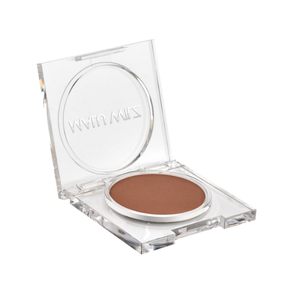 ברונזר סקולפטינג המעניק מראה שזוף טבעי לעור הפנים - מאלו ווילז