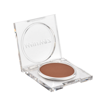 ברונזר סקולפטינג המעניק מראה שזוף טבעי לעור הפנים - מאלו ווילז