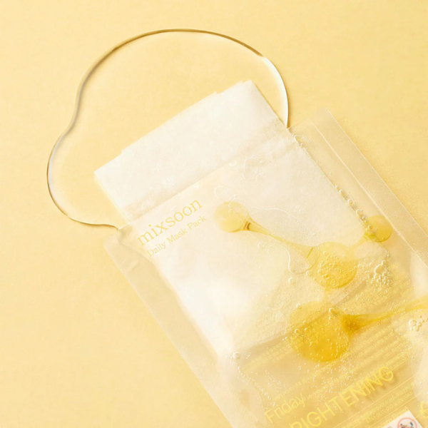 Friday Brightening Daily Mask mixsoon 