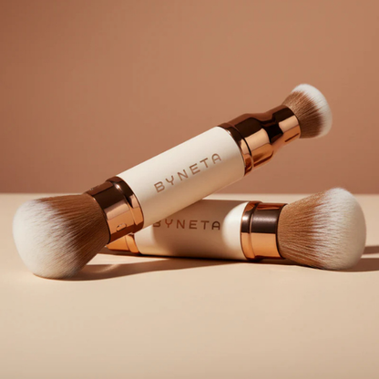 מברשת איפור דו צדדית נשלפת | BYNETA