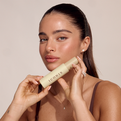 פילינג חומצות 12% 'PEEL & REVIVE' להחלקת טקסטורת עור הפנים 30 מ"ל | ICONIX