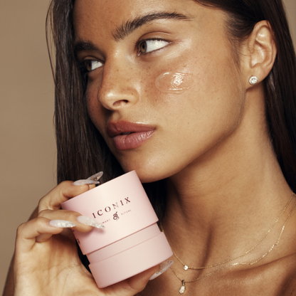 קרם לחות קליל 'BIO-HYDRATE' לאיזון ושיקום עור הפנים 50 מ"ל | ICONIX