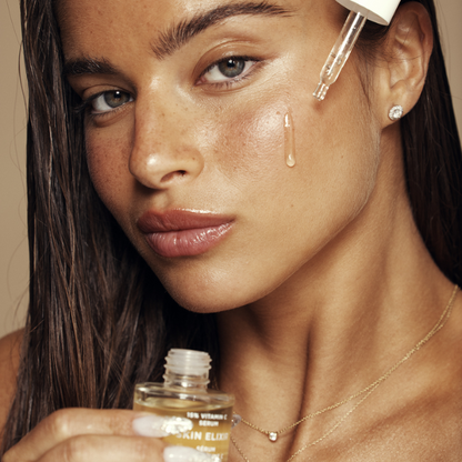 סרום ויטמין סי 15% 'SKIN ELIXIR' להבהרת כתמי פיגמנטציה והענקת זוהר 30 מ"ל - Iconix