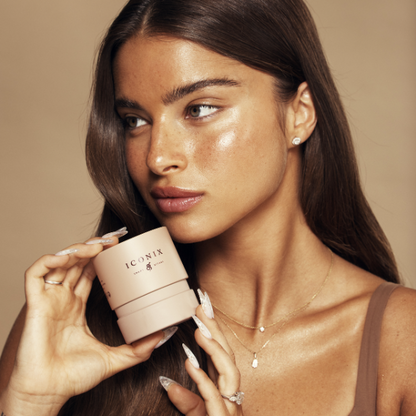 קרם 'LUNAR BLISS' להבהרת פיגמנטציה והצערת עור הפנים 50 מ"ל | ICONIX