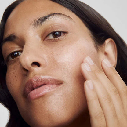 סרום להארת עור הפנים 30 מ"ל - אינגלוט