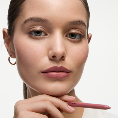 עיפרון שפתיים קרמי ועמיד עם פיגמנט עז | Inglot