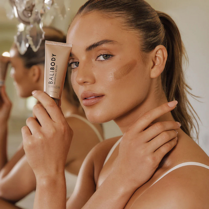 סרום ברונזינג המעניק גוון שזוף וזוהר לעור הפנים 30 מ"ל | Bali Body