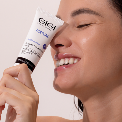 קרם לחות עם גוון בעל SPF30 המעניק גוון אחיד לעור הפנים מסדרת 'טקסטור' 50 מ"ל | Gigi