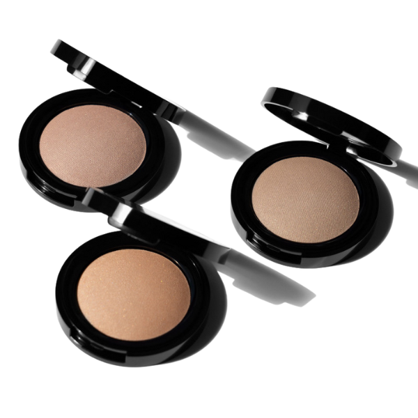 ברונזר במרקם קטיפתי ליצירת מראה שזוף בגימור מנצנץ | אינגלוט