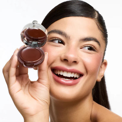 גלוס מוצק ליפ צ'יק טינט בגוון בורדו פטל שזוף | Adah Lazorgan